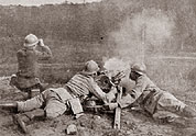 Французские солдаты в касках М 15